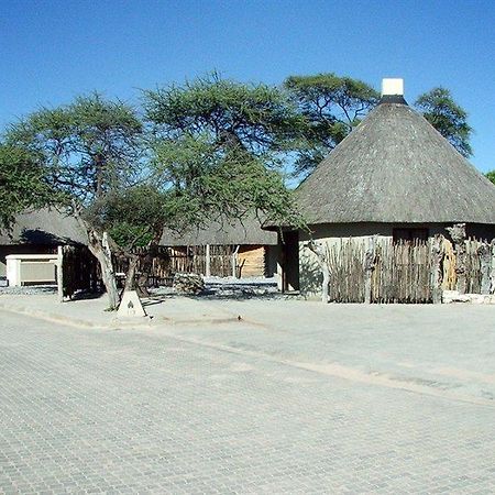 Готель Halali Camp Etosha Екстер'єр фото